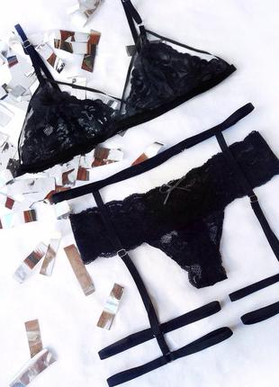 Мереживну білизну ручної роботи