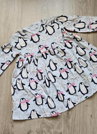 Сукня з новорічним принтом