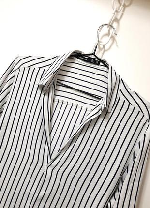 Bershka красивая блуза белая в полоску чёрную с воротником длина рукава 3/4 на манжетах женская5 фото
