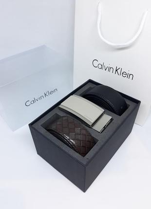 Мужской подарочный набор. мужской ремень черный и коричневый. набор calvin klein