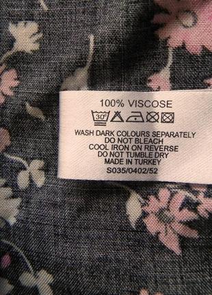 Жіночий комбінезон-сукня з шортами (ромпер)7 фото