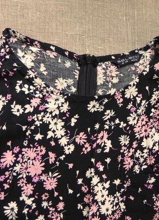 Жіночий комбінезон-сукня з шортами (ромпер)9 фото