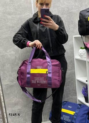 Фіолет - 38х25х18 см - стильна, яскрава та практична спортивно-дорожня сумка  - розмір s (5145)3 фото