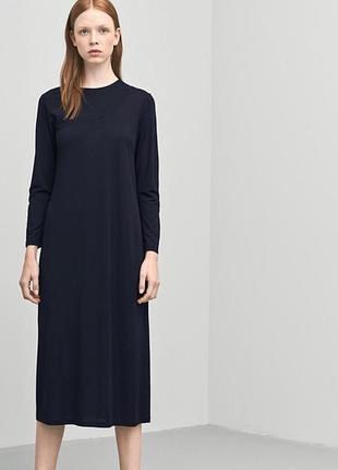 Шикарне брендове плаття filippa k є ще вишневе