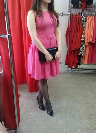 Рожеве плаття