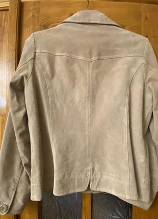 Замшева бежева куртка натуральна шкіра р.46 eur 404 фото