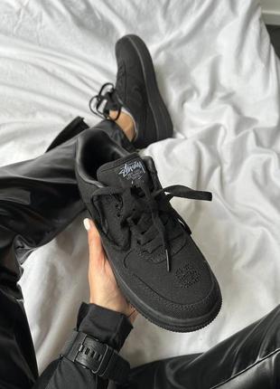 Жіночі кросівки nike air force 1 stussy black