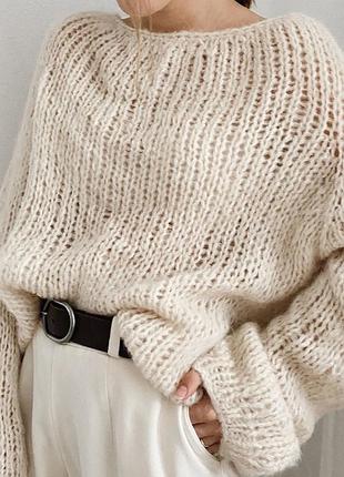 Ніжний светр оверсайз з вовни альпака