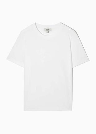 Біла базова футболка від бренду cos2 фото