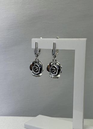 Серебряные серьги роза