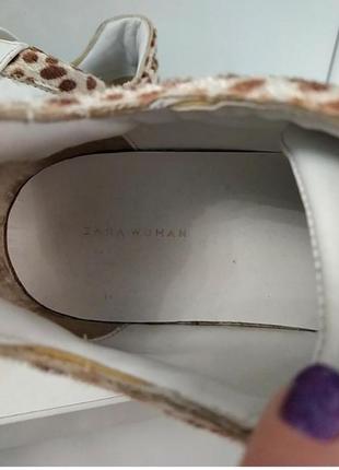 Білі фірмові кеди від зара