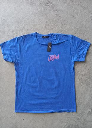 Брендова футболка boohoo.