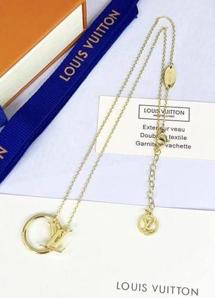 Ланцюжок луї віттон у золотистому кольорі