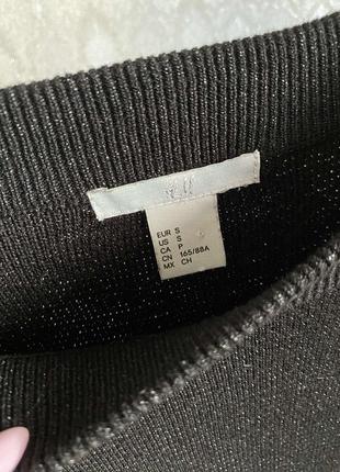 Блестящий свитерик черного цвета вязаный свитер р. s3 фото