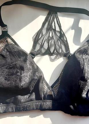 М'який мереживний бюстгальтер-бралет