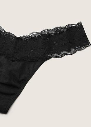 Трусики танга victoria's secret  everyday lace trim thong panty l черный2 фото