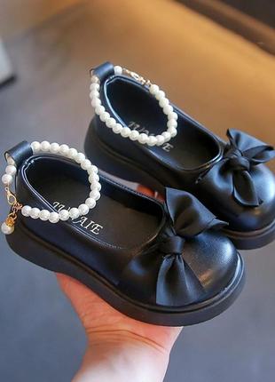 Стильні туфлики для дівчинки