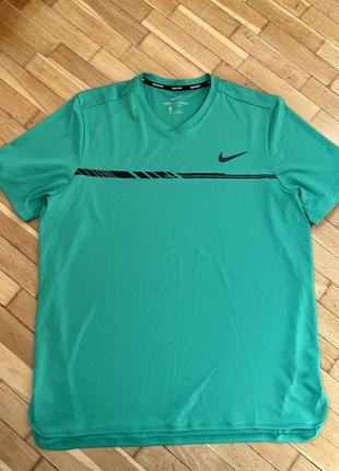 Nike court zonal cooling