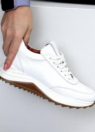 Имиджевые женские белые кроссовки натуральная кожа производство украина