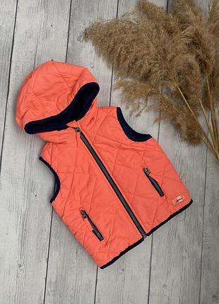 Жилетка jonces на 2 года ( рост 92 см)