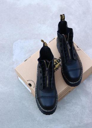 Женские ботинки dr. martens sinclair black zip2 фото