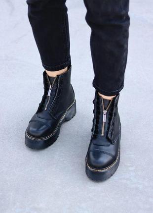 Женские ботинки dr. martens sinclair black zip8 фото