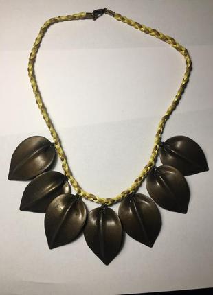 Ожерелье , украшение , аксессуар с медными листьями  stradivarius4 фото