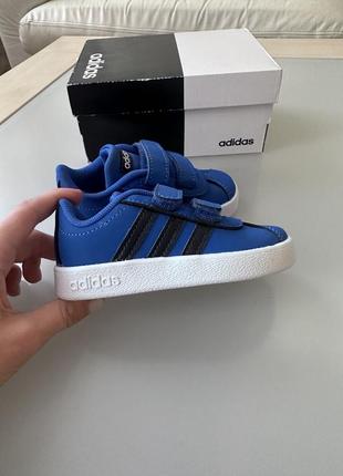 Adidas кеди для хлопчика 21 розмір2 фото