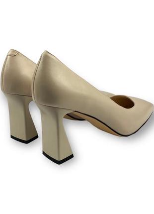 Женские кожаные бежевые туфли классика на высоком каблуке h2058-a503-s1095 brokolli 2209 39, бежевый6 фото