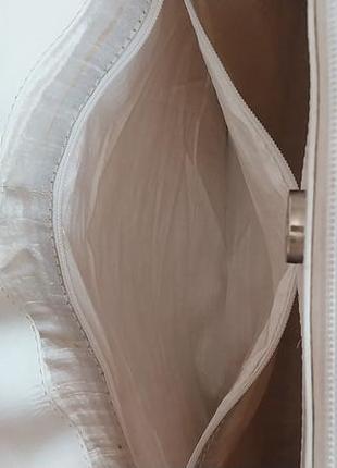 Натуральна шкіра/ велика,біла  сумка/ тримає форму2 фото