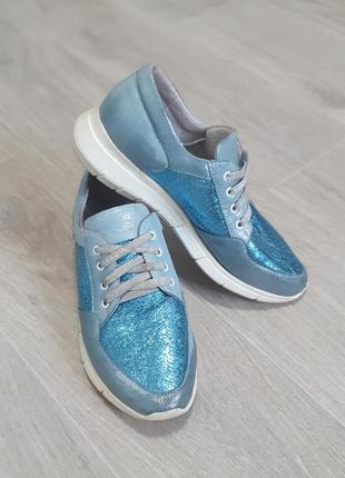 Голубі кросівки, кеди1 фото