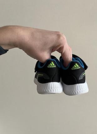 Кроссовки на мальчика adidas2 фото