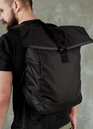 Місткий міський рюкзак roll top proof чорний на 20-24 літрів з відділення під ноутбук роллтоп