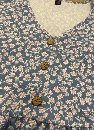 Акція 🎁 блузка shein curve з квітковим принтом і воланами на рукавах великого розміру4 фото