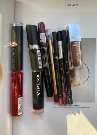 Лот декоративної косметики для губ/ нові продукти і б/в;max factor/ wibo/ vipera/ rimmel/wet’n’wild/ pierre cardin/ essence