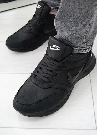 Чоловічі кросівки