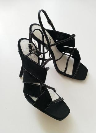 Босоножки от zara на узкую ногу
