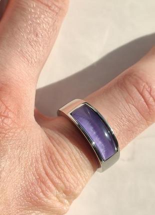 Пурпурное кольцо из натурального камня3 фото