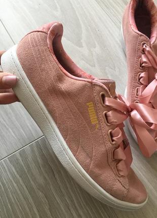 Красивые кроссовки puma suede