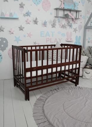 Кровать детская baby comfort лд2 с маятником орех1 фото