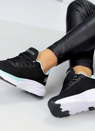 Легкие удобные женские черные мятные кроссовки из текстиля для спорта и для повседневного ношения5 фото