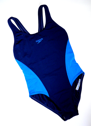Сдельный купальник speedo 6 лет