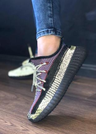 Шикарні жіночі кросівки adidas yeezy boost 350 чорні5 фото