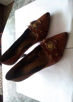 Женские туфли