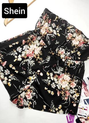 Комбінезон літній жіночий шортами вільного крою в квітковий принт від бренду shein xxxl