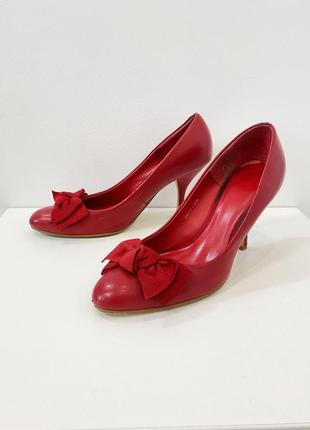Червоні туфлі з бантами dorothy perkins