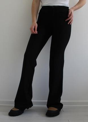 Стильні актуальні брюки кльош moschino made in italy