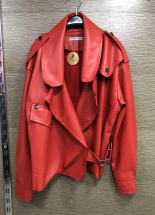 Курточка из экокожи