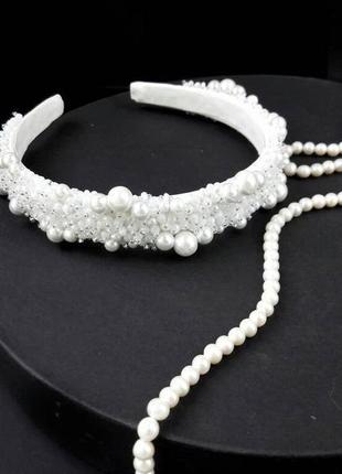 Весільний білий обруч з керамічним перлами і скляними намистинами