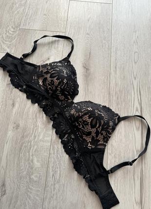 Бюстгалтер hunkemöller